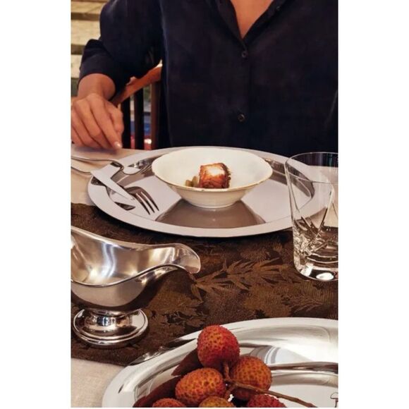 SAMBONET
Elite Round Tray 15 3/4 in D 18/10 Stainless Steel - Picture 3 of 5